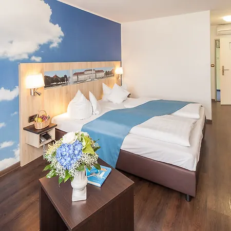 Blauer Karpfen Hotel Oberschleissheim
