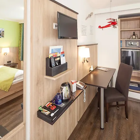 Blauer Karpfen Hotel 3*