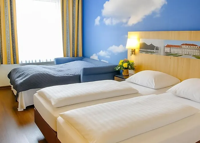 Otel Blauer Karpfen Oberschleißheim
