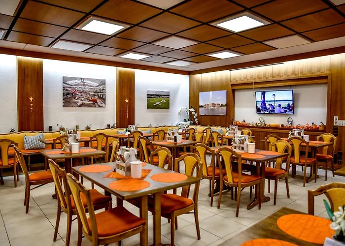 Blauer Karpfen Otel 3*