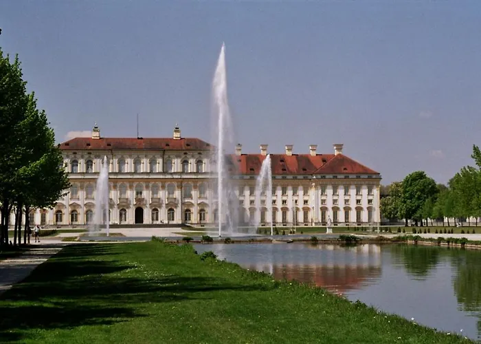 Blauer Karpfen 3* Oberschleißheim